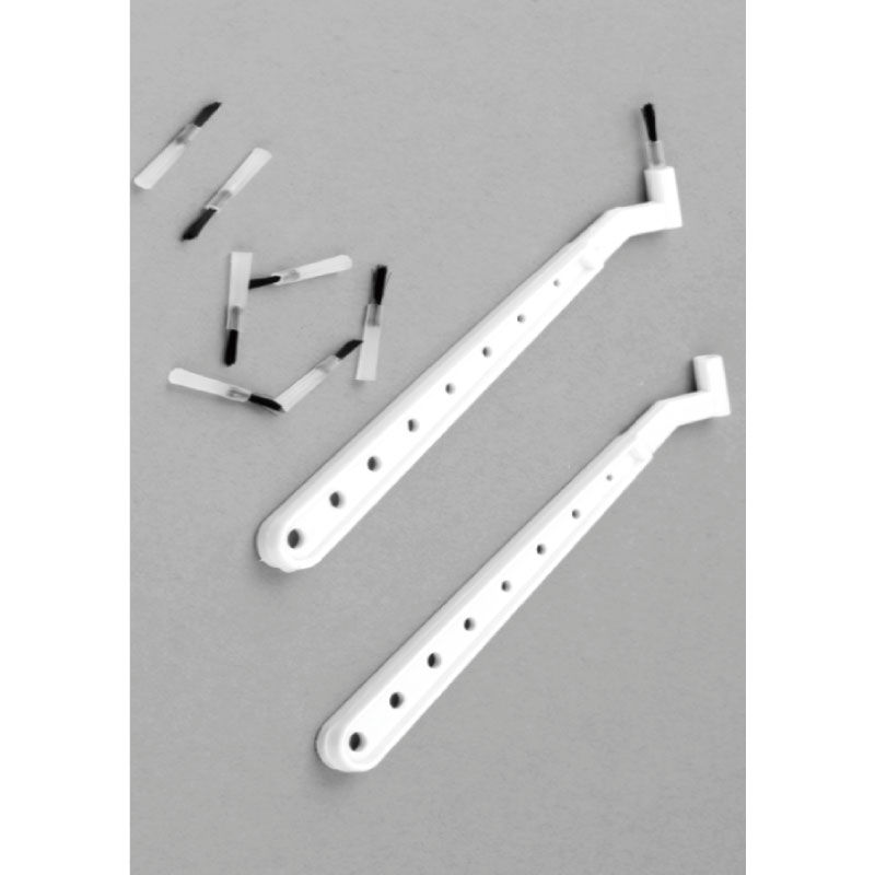 Brush tip with handle